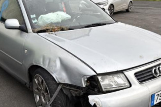 Serrure avant droit AUDI A3 1