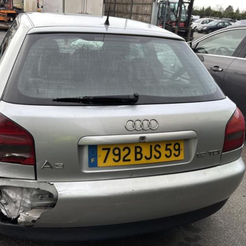Serrure avant droit AUDI A3 1 Photo n°8