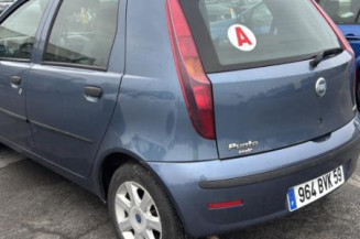 Vitre arriere droit FIAT PUNTO 2