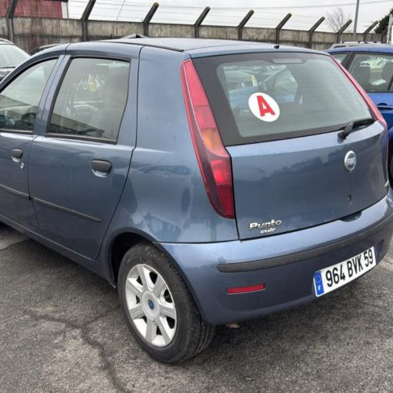 Vitre avant droit FIAT PUNTO 2 Photo n°9