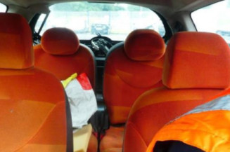 Vitre avant droit CITROEN C2