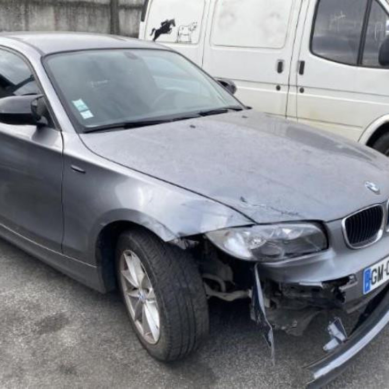 Aile avant gauche BMW SERIE 1 E87 Photo n°11