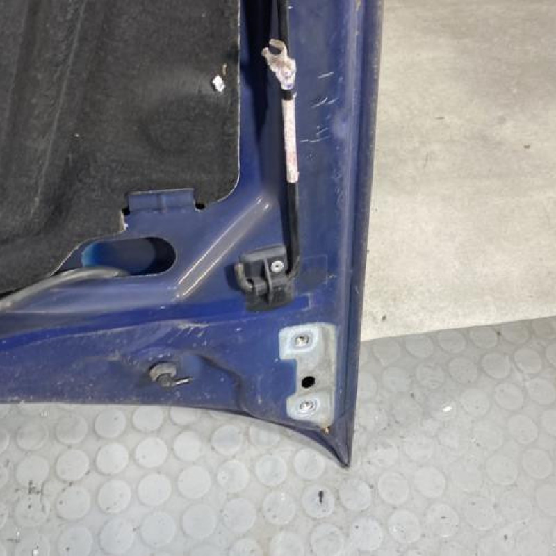 Capot RENAULT CLIO 2 Photo n°8