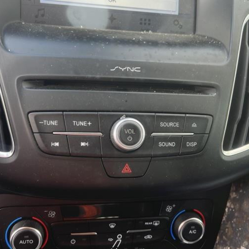 Pare choc arriere FORD FOCUS 3 Photo n°14