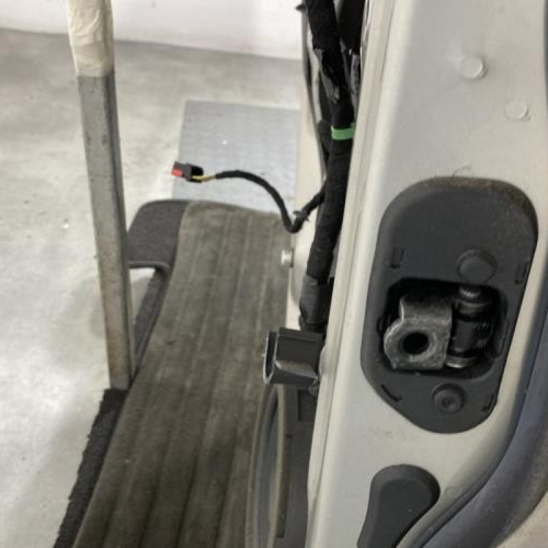 Porte arriere gauche FORD FOCUS 3 Photo n°4