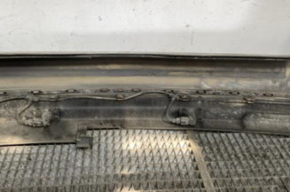 Pare choc arriere VOLKSWAGEN PASSAT 4