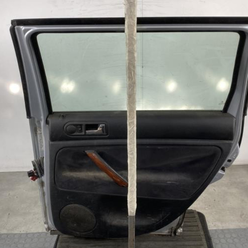 Porte arriere droit VOLKSWAGEN PASSAT 4 Photo n°6