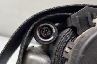Pretensionneur de ceinture avant droit VOLKSWAGEN GOLF 6