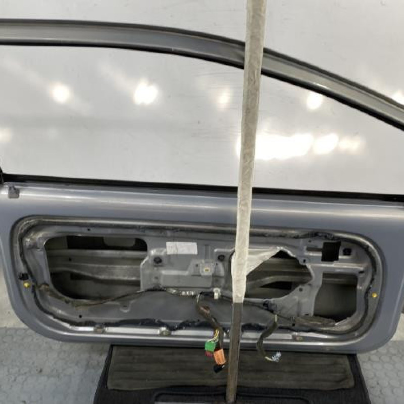 Porte avant gauche RENAULT TWINGO 1 Photo n°5
