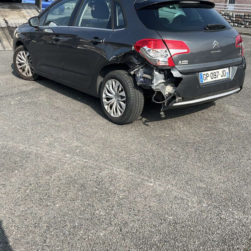 CITROEN C4 2 PHASE 1 1.6 HDI - 8V TURBO Photo n°4