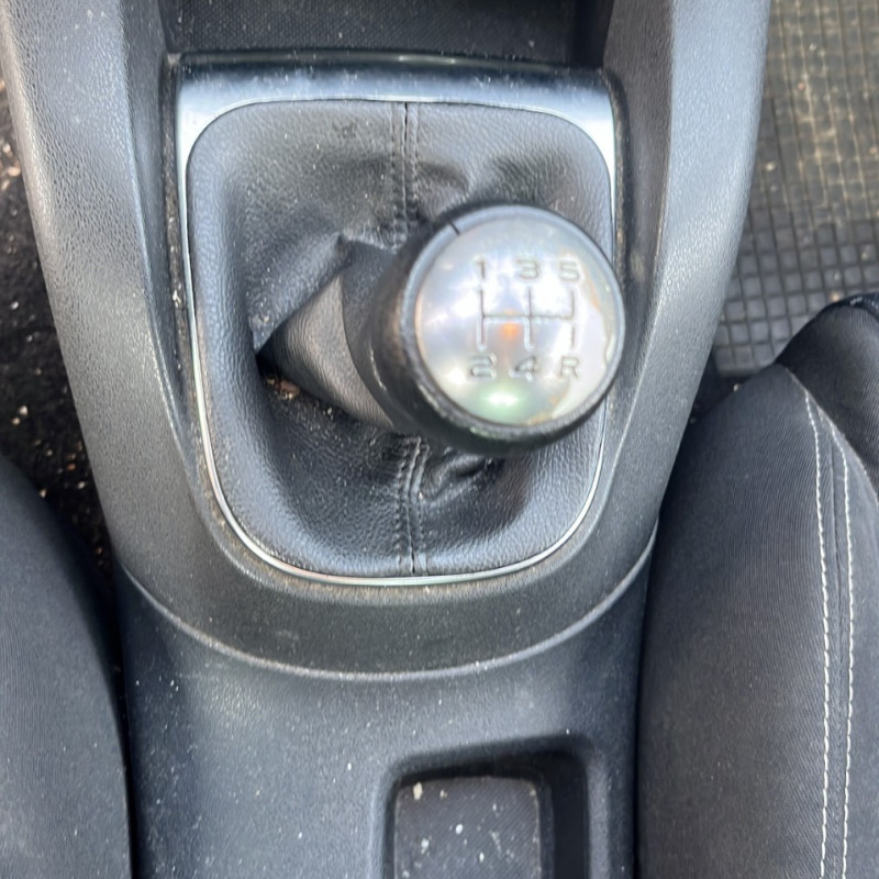 CITROEN C4 2 PHASE 1 1.6 HDI - 8V TURBO Photo n°8