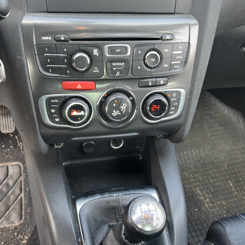 CITROEN C4 2 PHASE 1 1.6 HDI - 8V TURBO Photo n°9