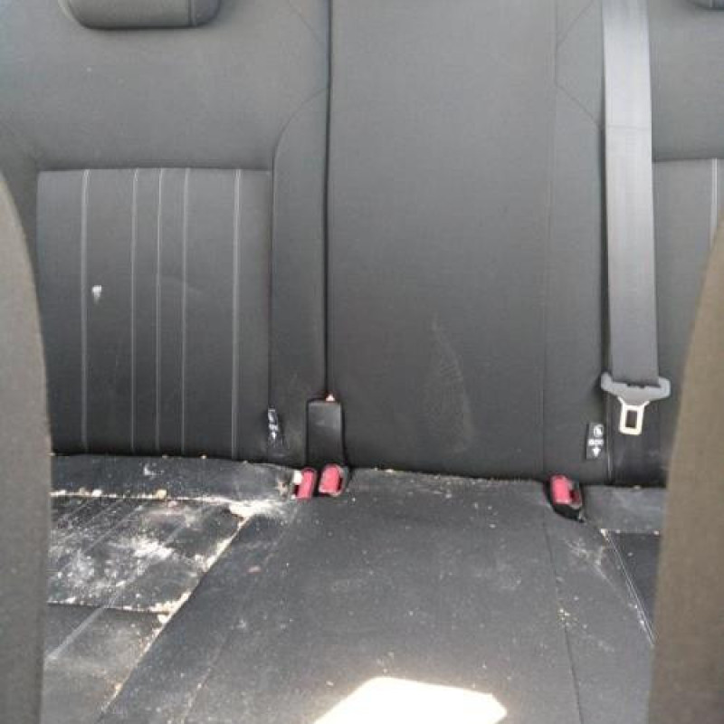 Vitre arriere droit CITROEN C4 2 Photo n°9