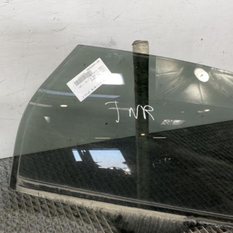 Vitre arriere droit FORD FOCUS 3 Photo n°4