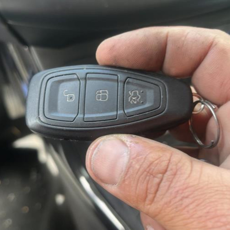 Vitre arriere droit FORD FOCUS 3 Photo n°6
