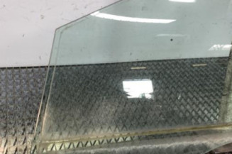 Vitre avant gauche FORD FOCUS 3