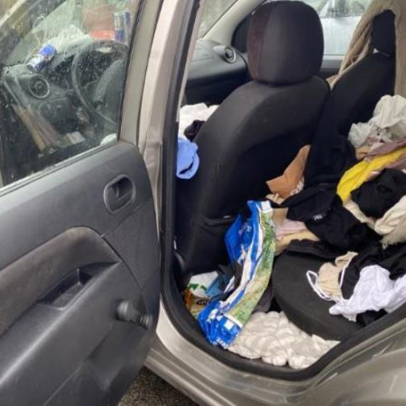 Vitre arriere droit FORD FIESTA 5 Photo n°6