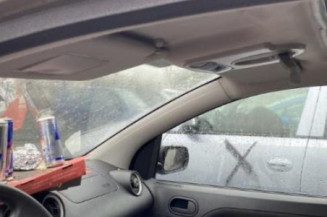 Vitre arriere droit FORD FIESTA 5