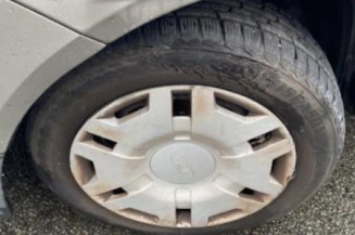 Vitre arriere droit FORD FIESTA 5