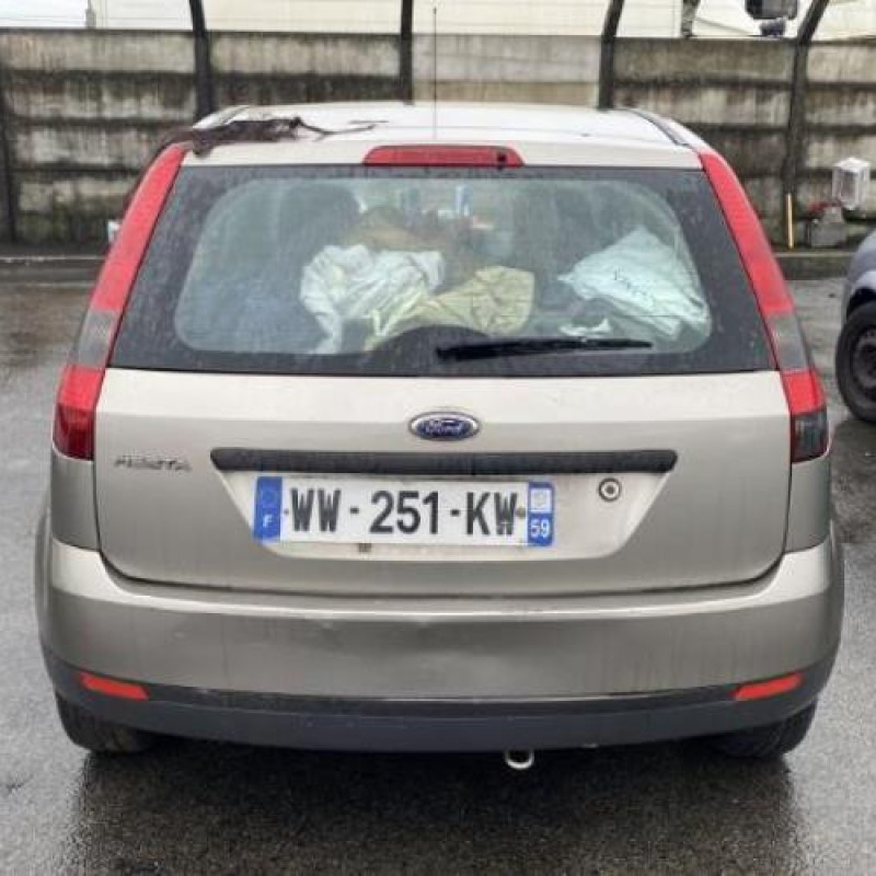Vitre arriere droit FORD FIESTA 5 Photo n°16