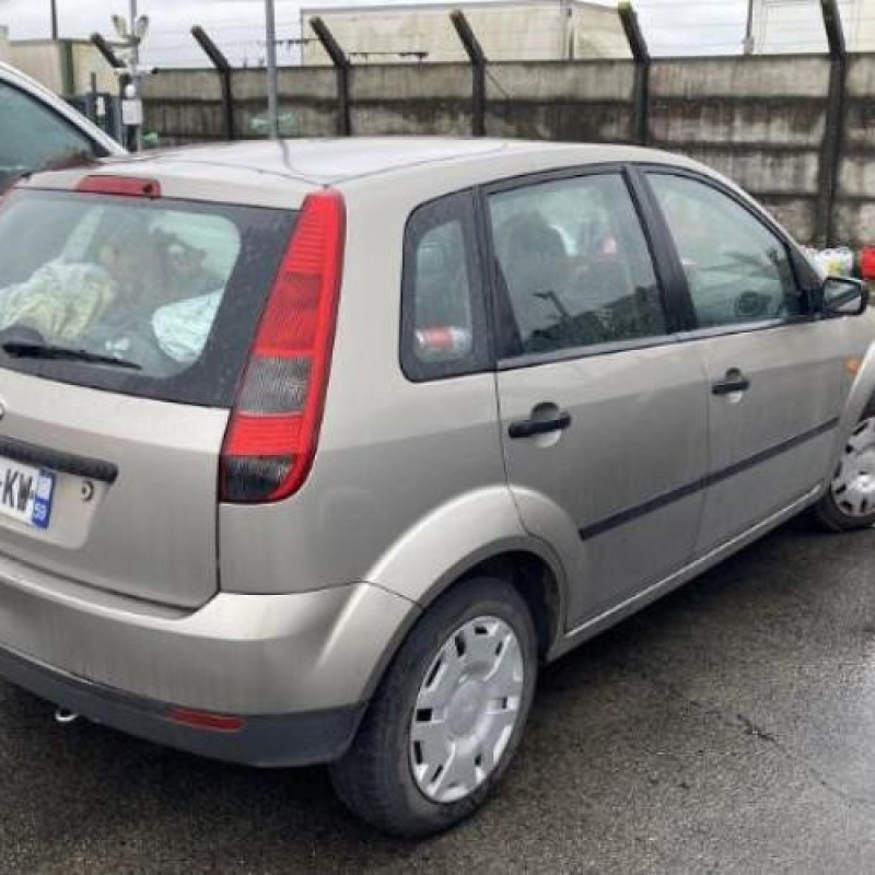 Vitre arriere droit FORD FIESTA 5 Photo n°18