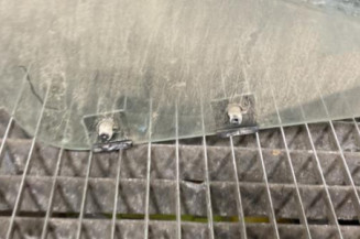 Vitre avant droit DACIA LOGAN 1