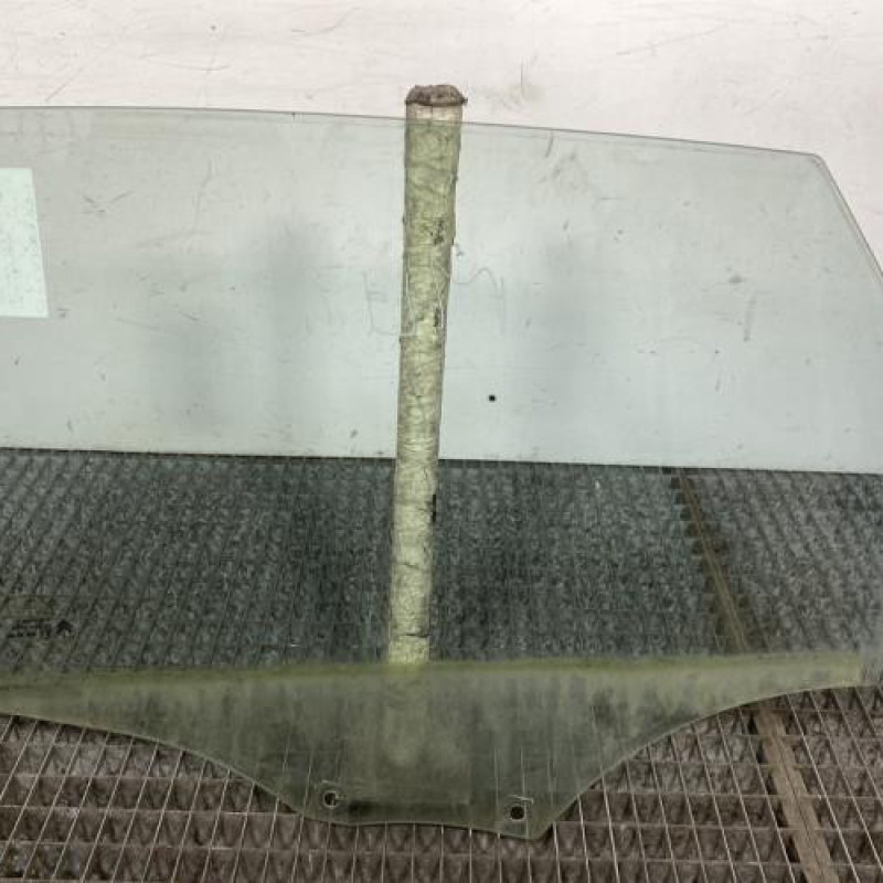 Vitre arriere droit CITROEN C4 2 Photo n°5