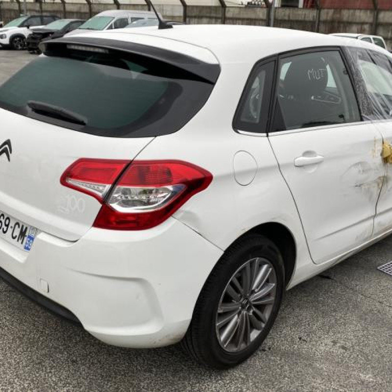Vitre arriere droit CITROEN C4 2 Photo n°8