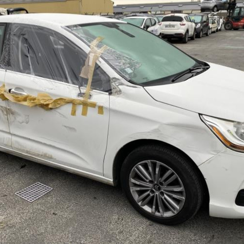 Vitre arriere droit CITROEN C4 2 Photo n°12