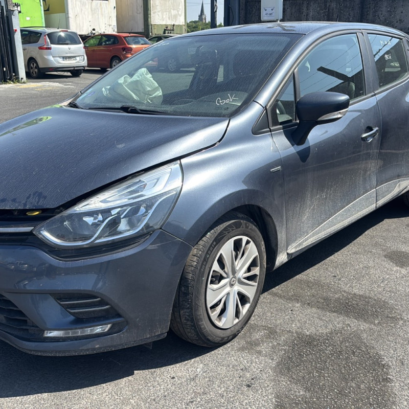 RENAULT CLIO 4 PHASE 2 0.9i - 12V TURBO TCE 75 Photo n°11