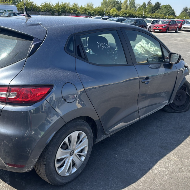 RENAULT CLIO 4 PHASE 2 0.9i - 12V TURBO TCE 75 Photo n°13
