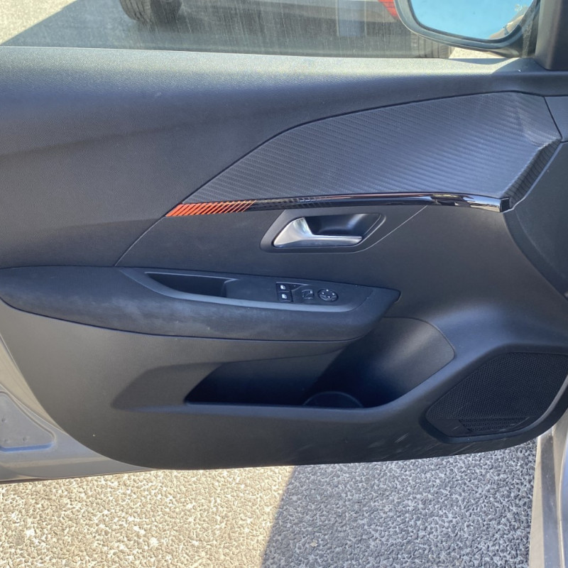 PEUGEOT 208 2 1.2 VTI - 12V Photo n°12