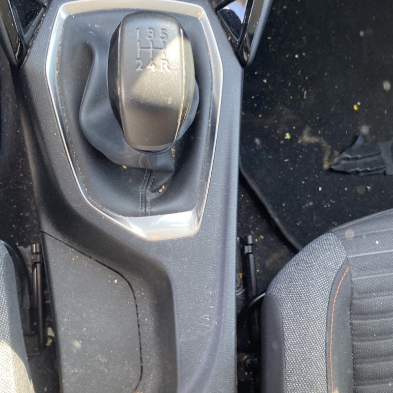 PEUGEOT 208 2 1.2 VTI - 12V Photo n°21