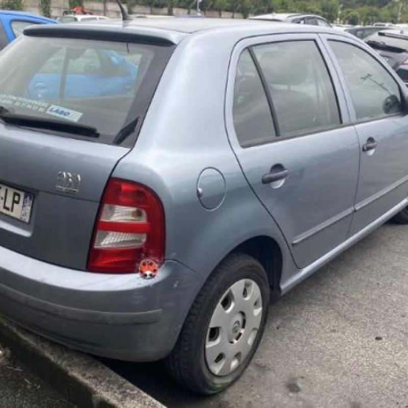 Feu arriere principal gauche (feux) SKODA FABIA 1 Photo n°20