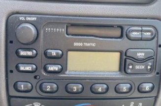 Optique avant principal gauche (feux)(phare) FORD FIESTA 4