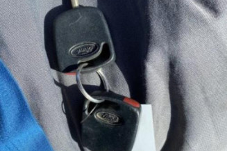 Optique avant principal gauche (feux)(phare) FORD FIESTA 4