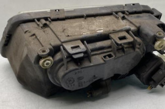 Optique avant principal droit (feux)(phare) AUDI A3 1