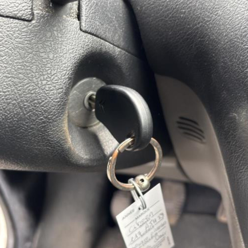 Feu arriere principal droit (feux) CITROEN XSARA PICASSO Photo n°4