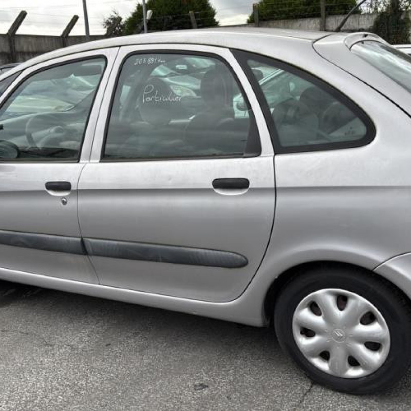 Feu arriere principal droit (feux) CITROEN XSARA PICASSO Photo n°20