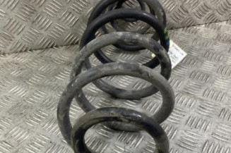 Ressort de suspension arriere droit OPEL VIVARO 3