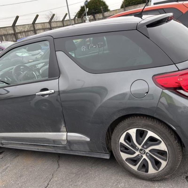 Malle/Hayon arriere CITROEN DS3 Photo n°18