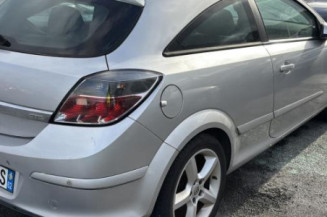 Compresseur clim OPEL ASTRA H