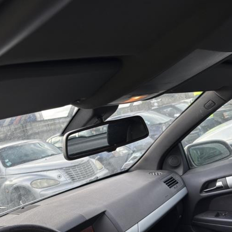 Compresseur clim OPEL ASTRA H Photo n°12