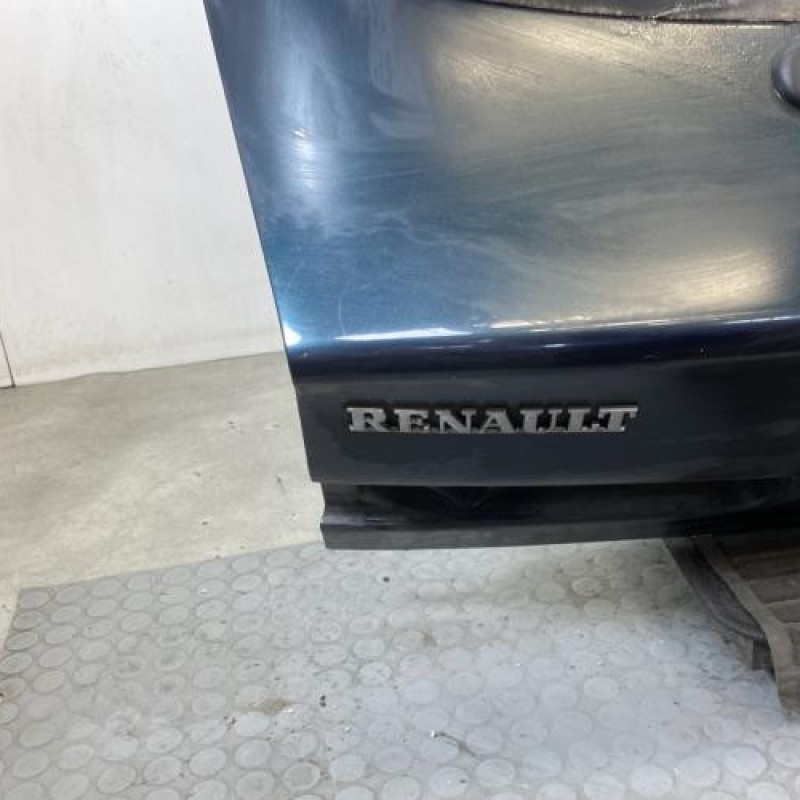 Malle/Hayon arriere RENAULT SAFRANE Photo n°7