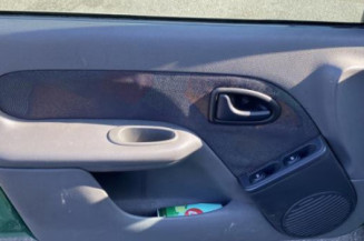 Pare choc avant RENAULT CLIO 2