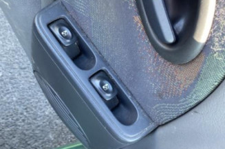 Pare choc avant RENAULT CLIO 2