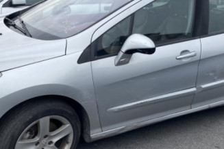Pare choc avant PEUGEOT 308 1