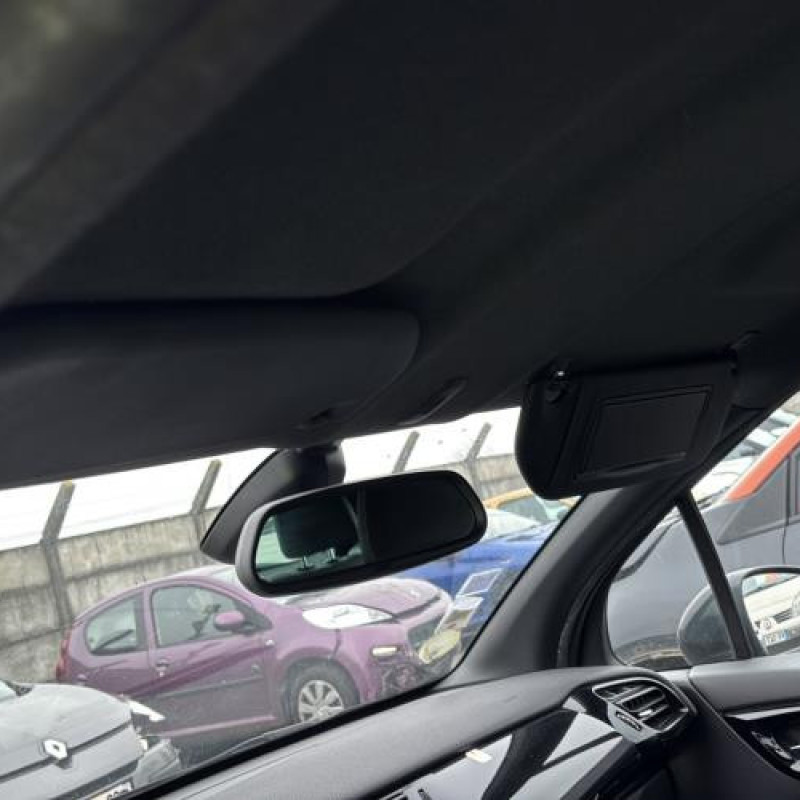 Porte avant droit CITROEN DS3 Photo n°20