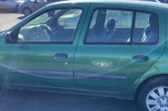 Vitre avant droit RENAULT CLIO 2