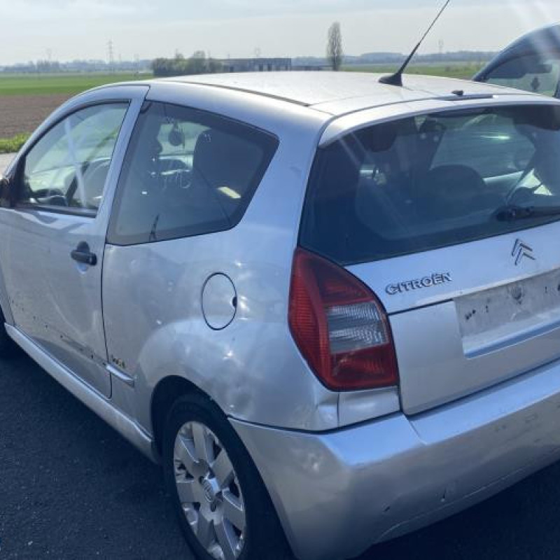 Vitre avant droit CITROEN C2 Photo n°10